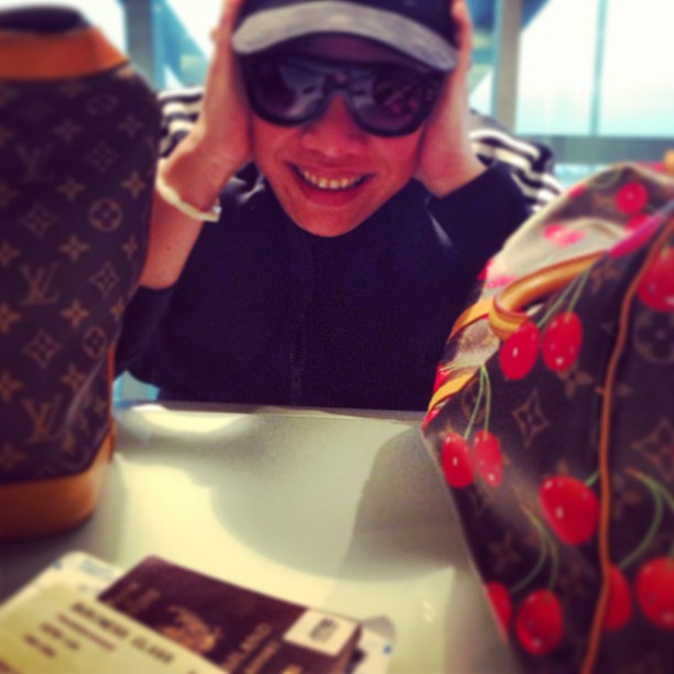 เมย์-กรรชัย ควงคู่สวีทจี๋จ๋า ตระเวนไหว้พระ มาเก๊า-ฮ่องกง