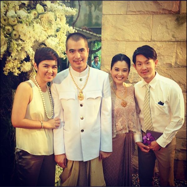 งานแต่งงาน ไก่ มีสุข