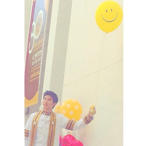 ดารารับปริญญาจุฬาฯ 2556 ดารารับปริญญาจุฬาฯ 2556