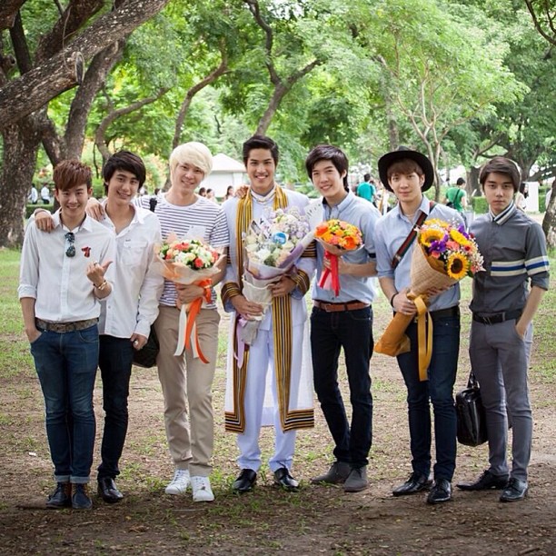 ดารารับปริญญาจุฬาฯ 2556 ดารารับปริญญาจุฬาฯ 2556