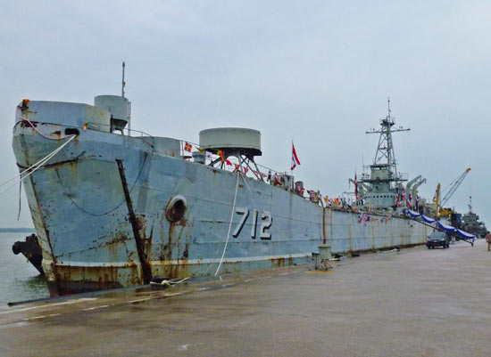 712-898 เลขเด็ด เรือหลวงช้างมาแรง ชาวบ้านแห่ซื้อ