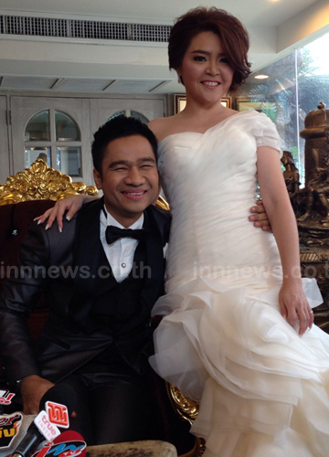 กอล์ฟ เบญจพล ควงแฟนสาวประกาศแต่ง กอล์ฟ เบญจพล ควงแฟนสาวประกาศแต่ง