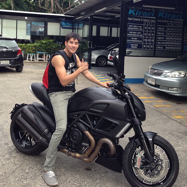 เคน ภูภูมิ เคน ภูภูมิ