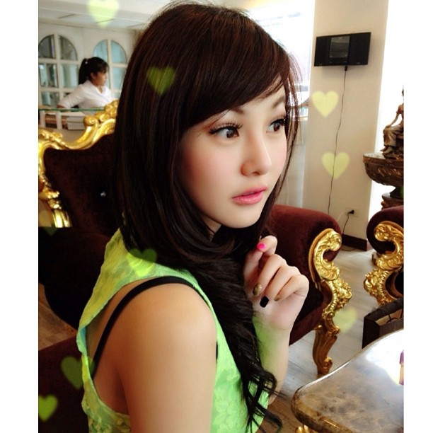 มิ้นท์ ประภัสสร มิ้นท์ ประภัสสร