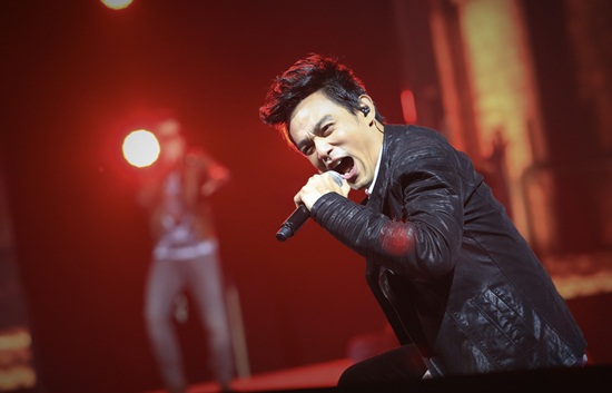 Patiparn Party 25 ปี Mr.Mos Patiparn Party 25 ปี Mr.Mos