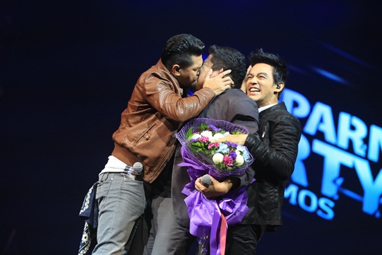 Patiparn Party 25 ปี Mr.Mos Patiparn Party 25 ปี Mr.Mos