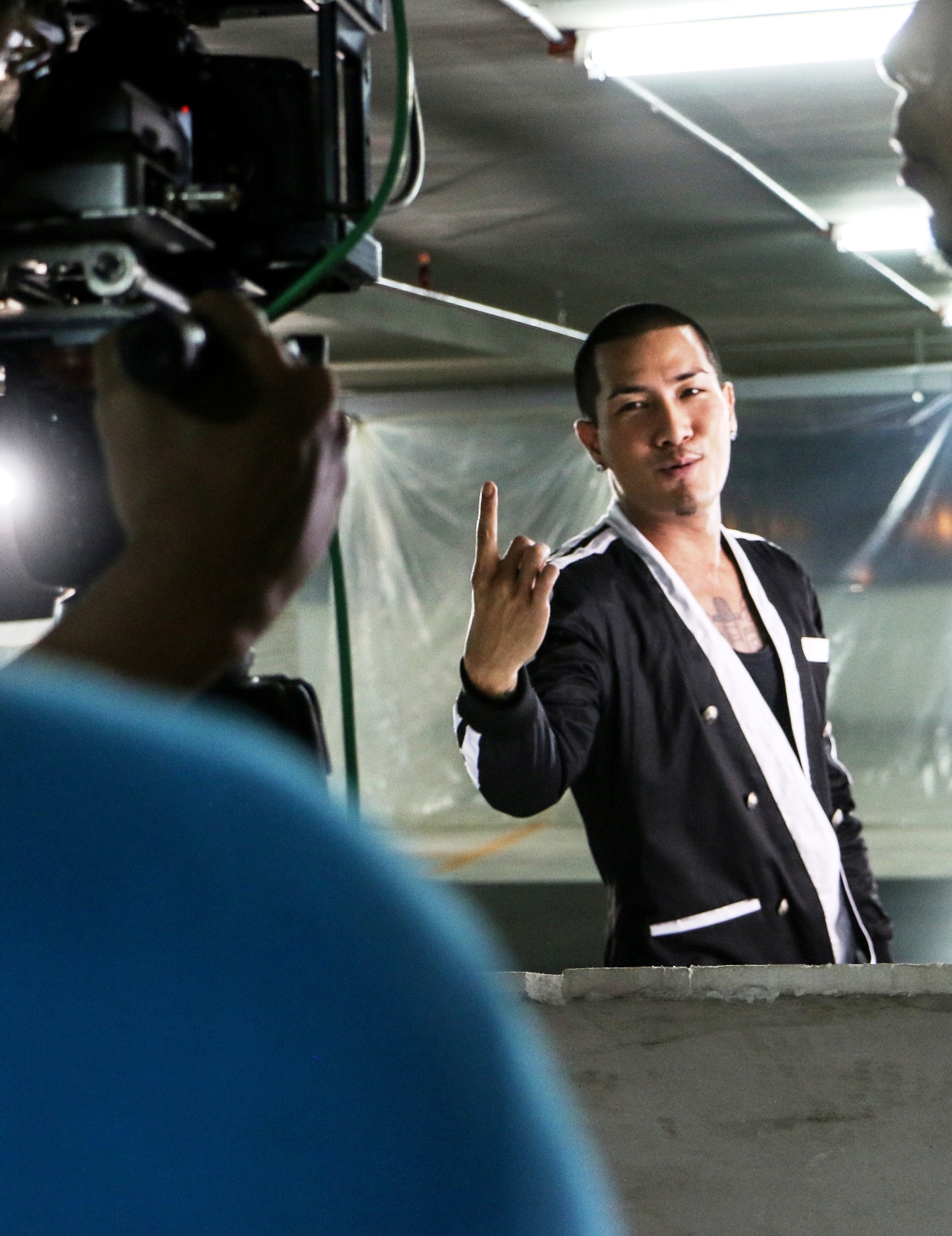 การโคจรมาพบกันของ Number One Bankk Cash X Miss Lee การโคจรมาพบกันของ Number One Bankk Cash X Miss Lee