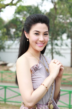 เรื่องย่อละครข้าบดินทร์ เรื่องย่อละครข้าบดินทร์