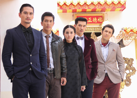 ซีรีส์ เลือดมังกร ซีรีส์ เลือดมังกร
