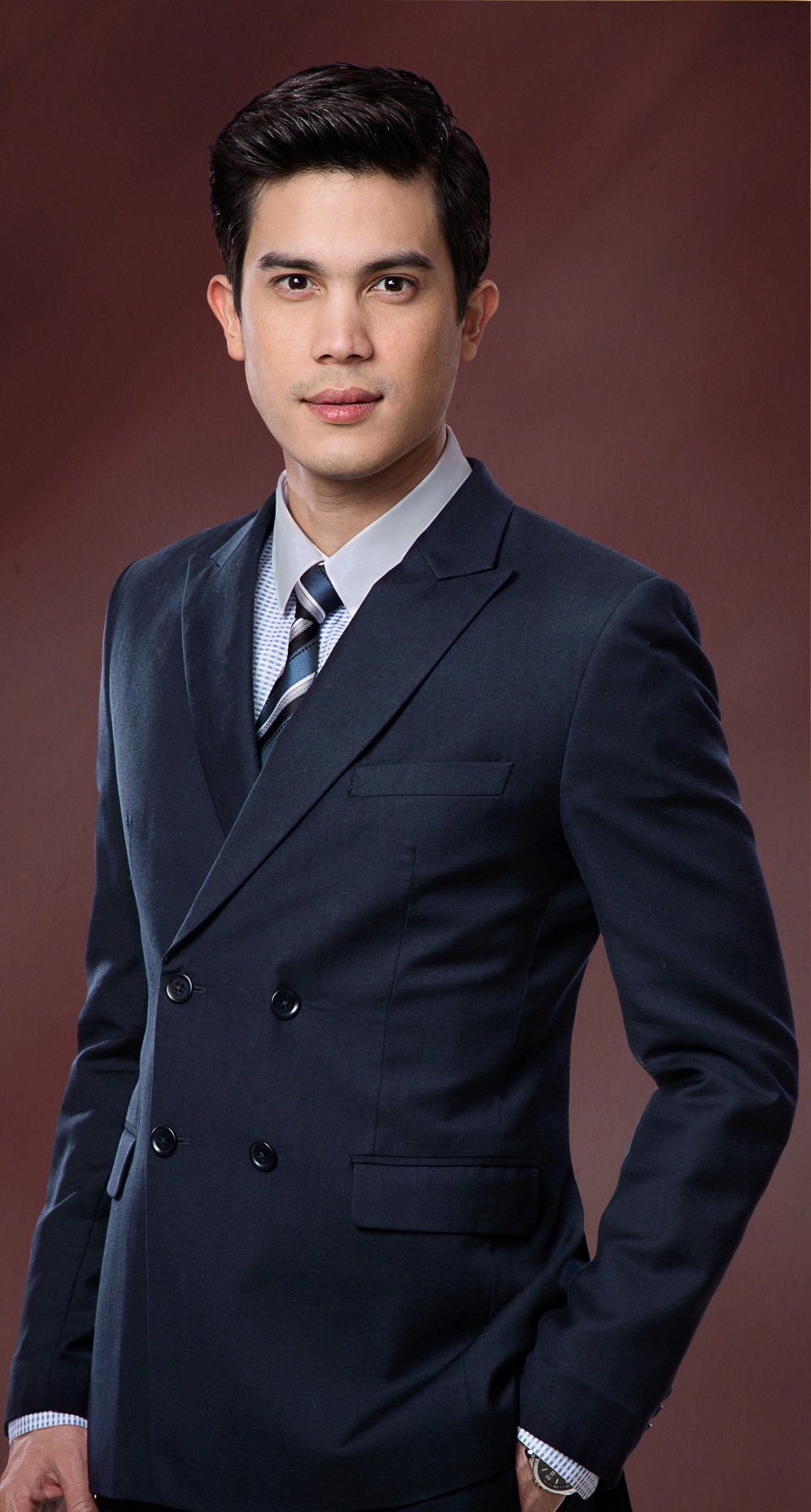 ซันนี่ สุวรรณเมธานนท์ ซันนี่ สุวรรณเมธานนท์