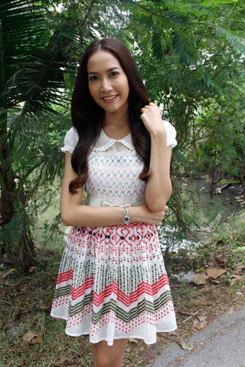 เอ๊ะ อิศริยา เอ๊ะ อิศริยา