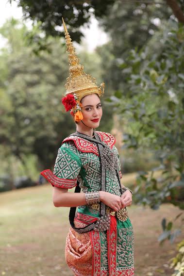 ใหม่ ดาวิกา ใหม่ ดาวิกา