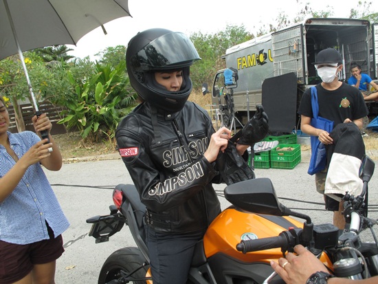 สามใบ(ไม่)เถา สามใบ(ไม่)เถา