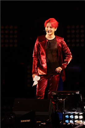 JYJ คอนเสิร์ต อิน โซล เปิดตัวอลังการท่ามกลางแฟนคลับกว่า 40,000 ชีวิต JYJ คอนเสิร์ต อิน โซล เปิดตัวอลังการท่ามกลางแฟนคลับกว่า 40,000 ชีวิต