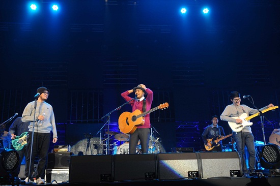 เดอะ นำโชค show by สิงโต เดอะ นำโชค show by สิงโต
