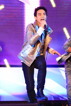 Patiparn Party 25 ปี Mr. Mos Patiparn Party 25 ปี Mr. Mos