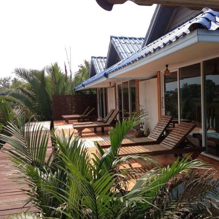 บ้านแสงอรุณ บ้านแสงอรุณ