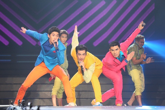 คอนเสิร์ต หล่อมากมาก คอนเสิร์ต หล่อมากมาก