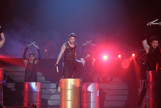 คอนเสิร์ต หล่อมากมาก คอนเสิร์ต หล่อมากมาก