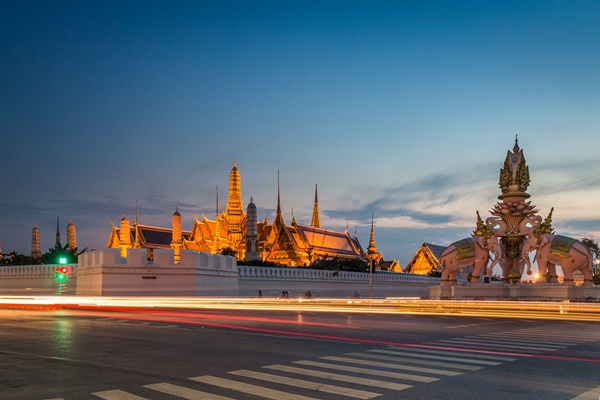 13 สถานที่ถ่ายรูปในกรุงเทพฯ 13 สถานที่ถ่ายรูปในกรุงเทพฯ