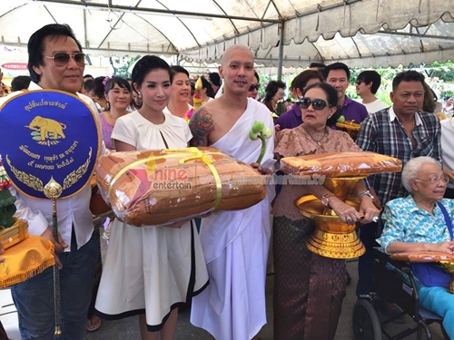 ดีเจแมน บวชแทนคุณครอบครัว 21 วัน ได้รับฉายา ขนฺติบโล ดีเจแมน บวชแทนคุณครอบครัว 21 วัน ได้รับฉายา ขนฺติบโล