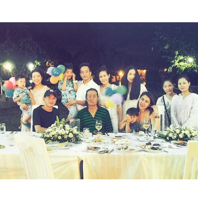 นาเดีย ควงสามี-ลูกชายเที่ยวเกาะ โชว์หุ่นในชุดว่ายน้ำ ยังเป๊ะ นาเดีย ควงสามี-ลูกชายเที่ยวเกาะ โชว์หุ่นในชุดว่ายน้ำ ยังเป๊ะ