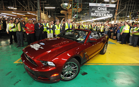 รถสปอร์ตอมตะ Ford Mustang เดินสายการผลิตครบ 1 ล้านคัน รถสปอร์ตอมตะ Ford Mustang เดินสายการผลิตครบ 1 ล้านคัน