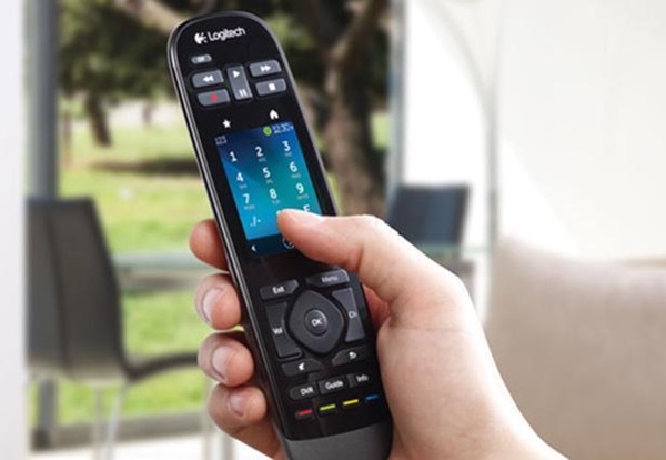 Logitech Harmony Touch Remote สุดยอดรีโมทครอบจักรวาล Logitech Harmony Touch Remote สุดยอดรีโมทครอบจักรวาล