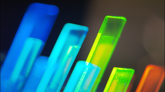 ทำความรู้จัก OLED เทคโนโลยีจอภาพแห่งอนาคต ทำความรู้จัก OLED เทคโนโลยีจอภาพแห่งอนาคต