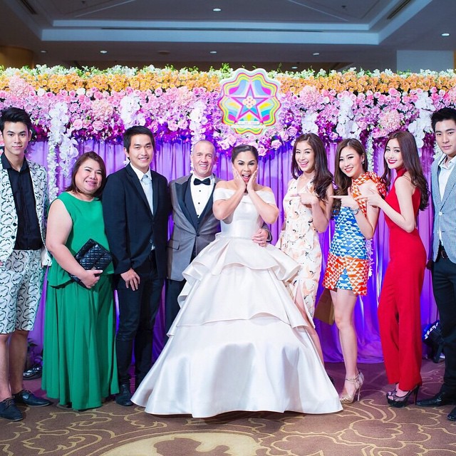 จอย ดาวกระจาย แต่งงาน จอย ดาวกระจาย แต่งงาน