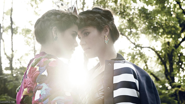 ญาญ่า อุรัสยา และ แคทรียา ญาญ่า อุรัสยา และ แคทรียา