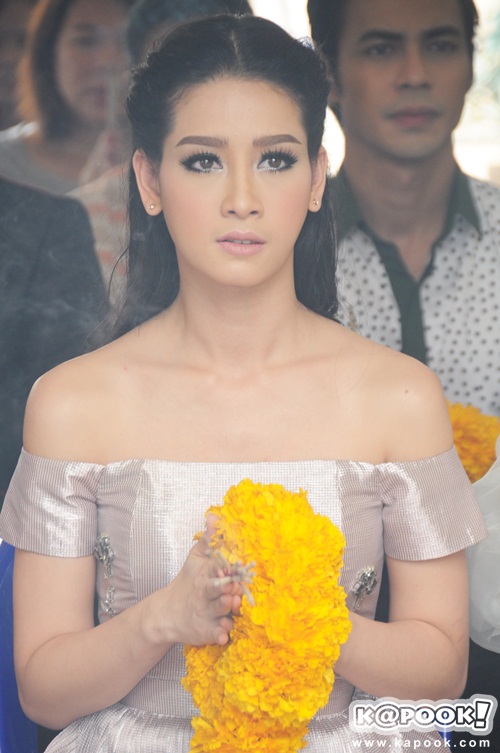 บวงสรวงละคร กุหลาบเล่นไฟ บวงสรวงละคร กุหลาบเล่นไฟ