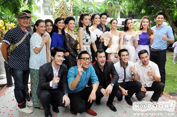บวงสรวงละคร กุหลาบเล่นไฟ บวงสรวงละคร กุหลาบเล่นไฟ
