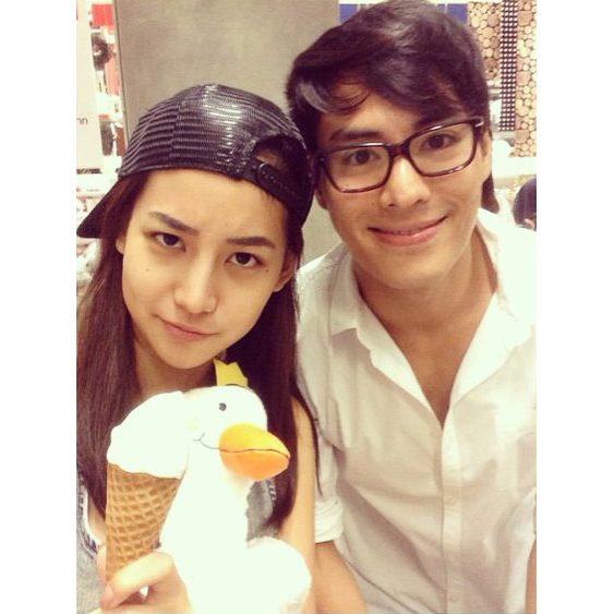 คิทตี้ ชิชา นาวิน ต้าร์ คิทตี้ ชิชา นาวิน ต้าร์