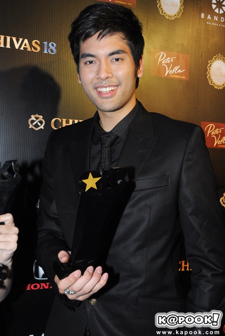 บอม ธนิน บอม ธนิน