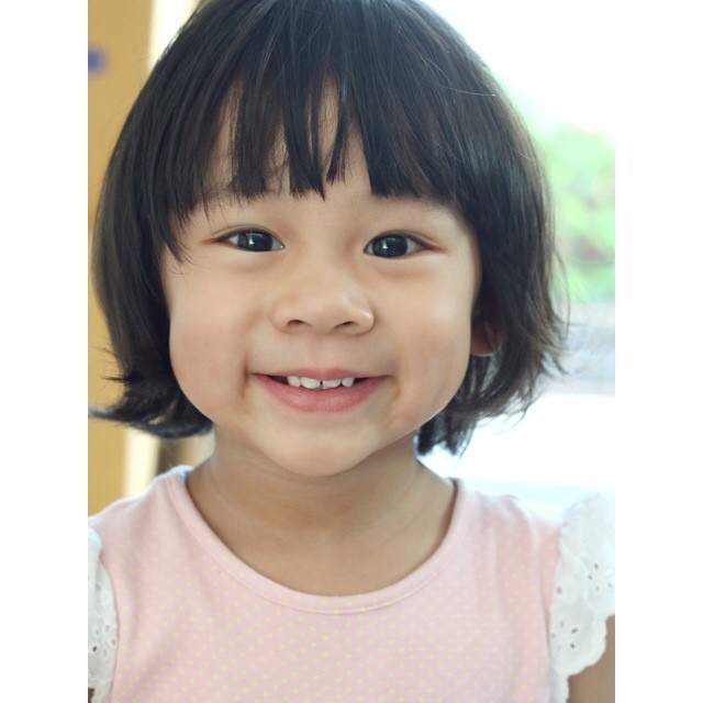 น้องยี่หวา ลูกสาวบร๊ะเจ้าโจ๊ก แปลงโฉมเป็นเอลซ่า น้องยี่หวา ลูกสาวบร๊ะเจ้าโจ๊ก แปลงโฉมเป็นเอลซ่า