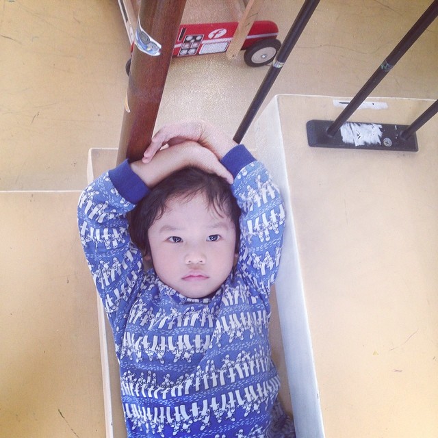 น้องคุน น้องจุน ร่วมงานกีฬาสี อัพเดทภาพลูกชายพ่อเคน - แม่หน่อย น้องคุน น้องจุน ร่วมงานกีฬาสี อัพเดทภาพลูกชายพ่อเคน - แม่หน่อย