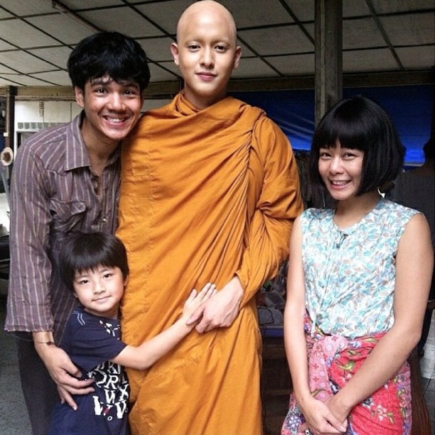 ภาพจากกองถ่ายละคร ทองเนื้อเก้า ภาพจากกองถ่ายละคร ทองเนื้อเก้า