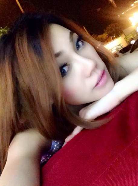 เอมมี่ อมลวรรณ เอมมี่ อมลวรรณ