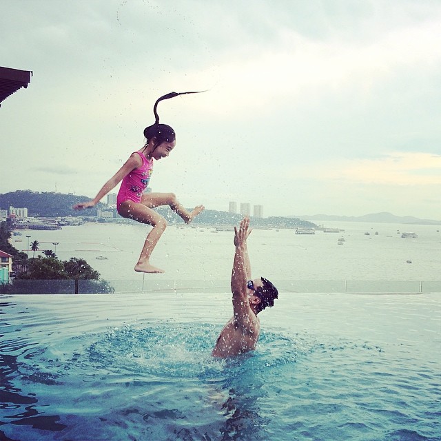 หนิง ศรัยฉัตร โบ๊ท จามร น้องเบลล่า ยกครอบครัวเที่ยวพัทยา หนิง ศรัยฉัตร โบ๊ท จามร น้องเบลล่า ยกครอบครัวเที่ยวพัทยา