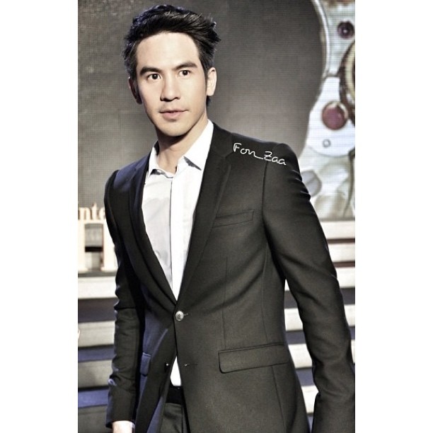 โป๊ป ธนวรรธน์ โป๊ป ธนวรรธน์