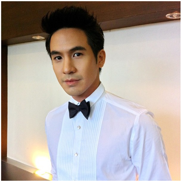 โป๊ป ธนวรรธน์ โป๊ป ธนวรรธน์