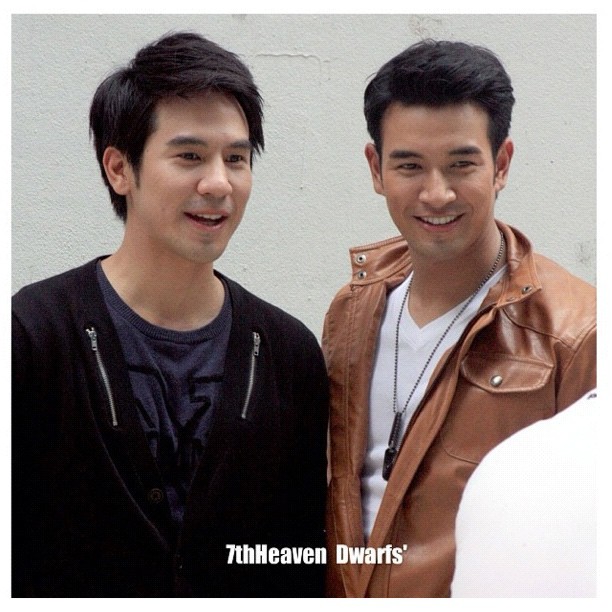 โป๊ป ธนวรรธน์ โป๊ป ธนวรรธน์
