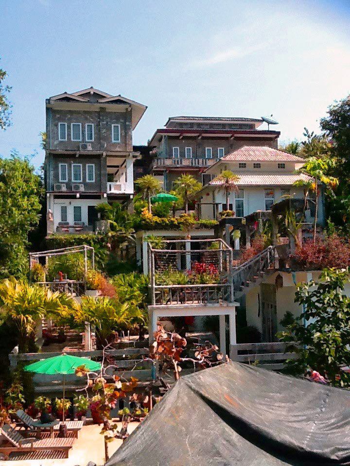 บ้านทอฝัน บ้านทอฝัน