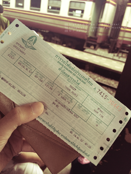 สะพายเป้ นั่งรถไฟฟรี ลุยเดี่ยวเที่ยวสังขละบุรี สะพายเป้ นั่งรถไฟฟรี ลุยเดี่ยวเที่ยวสังขละบุรี
