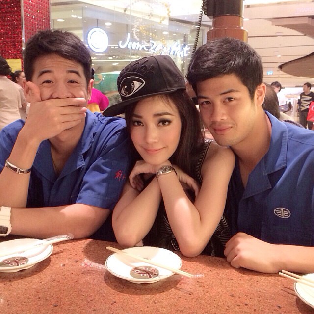 เมย์ พิชญ์นาฏ ปาล์ม ฐณส เมย์ พิชญ์นาฏ ปาล์ม ฐณส