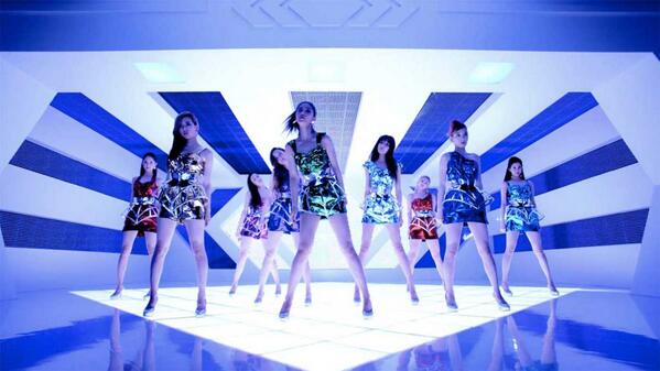 SNSD (Girls\' Generation) - Galaxy Supernova MV SNSD (Girls\' Generation) - Galaxy Supernova MV