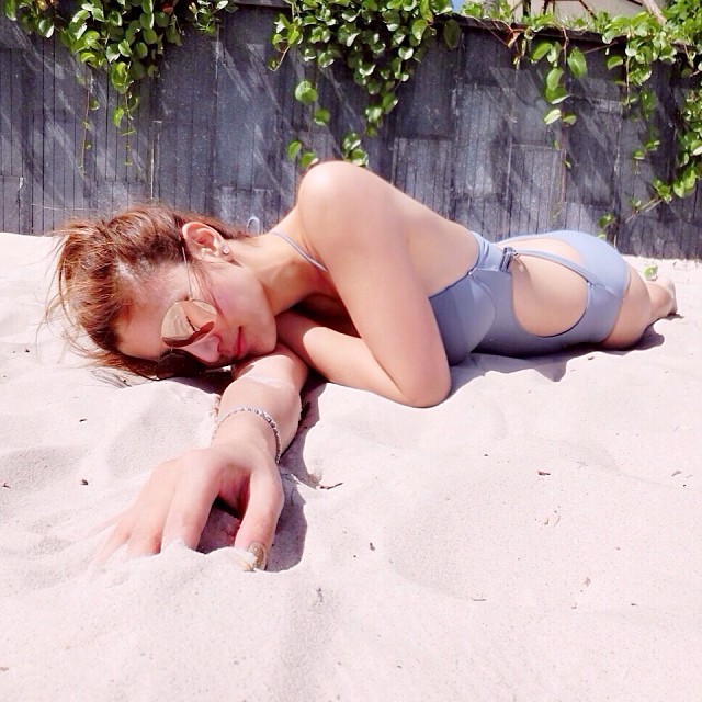 เอมมี่ มรกต เอมมี่ มรกต