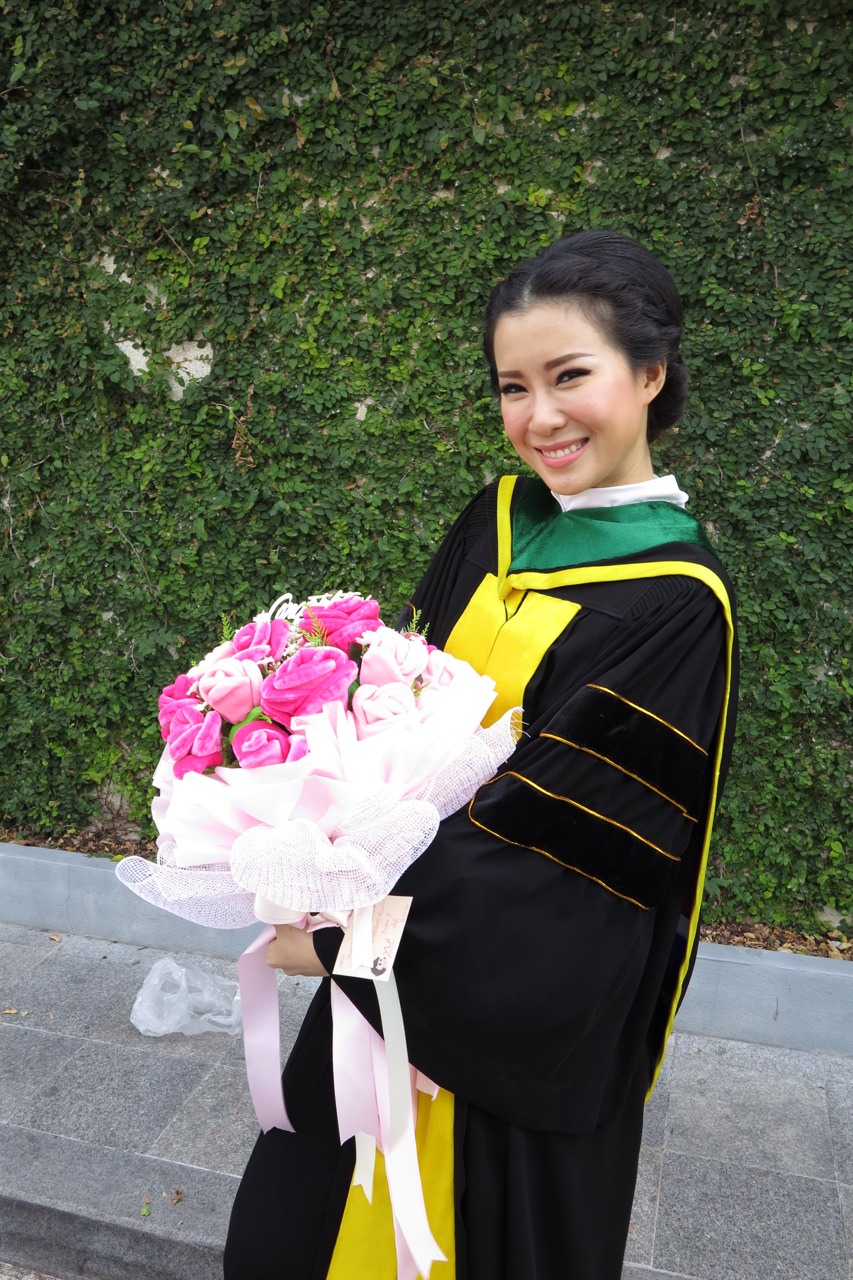 เบลล์ มนัญญา ลิ่มเสถียร เบลล์ มนัญญา ลิ่มเสถียร