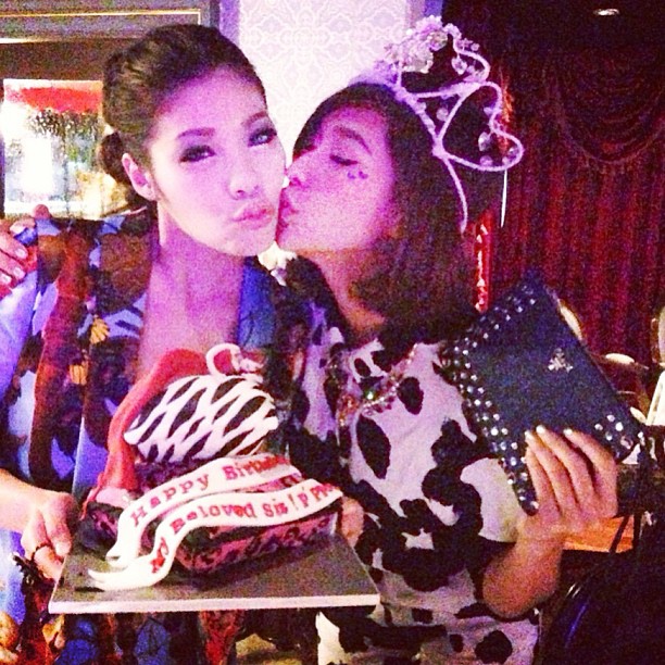 ปาร์ตี้วันเกิด พลอย เฌอมาลย์ ปาร์ตี้วันเกิด พลอย เฌอมาลย์